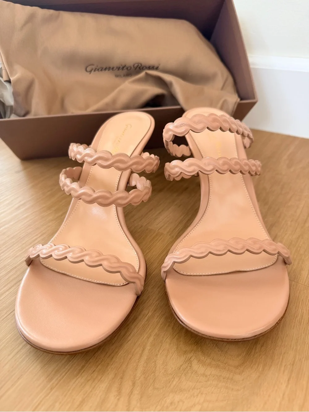 NIB ✨ GIANVITO ROSSI Kay Napa Peach Heel Sandals 9.5 $795